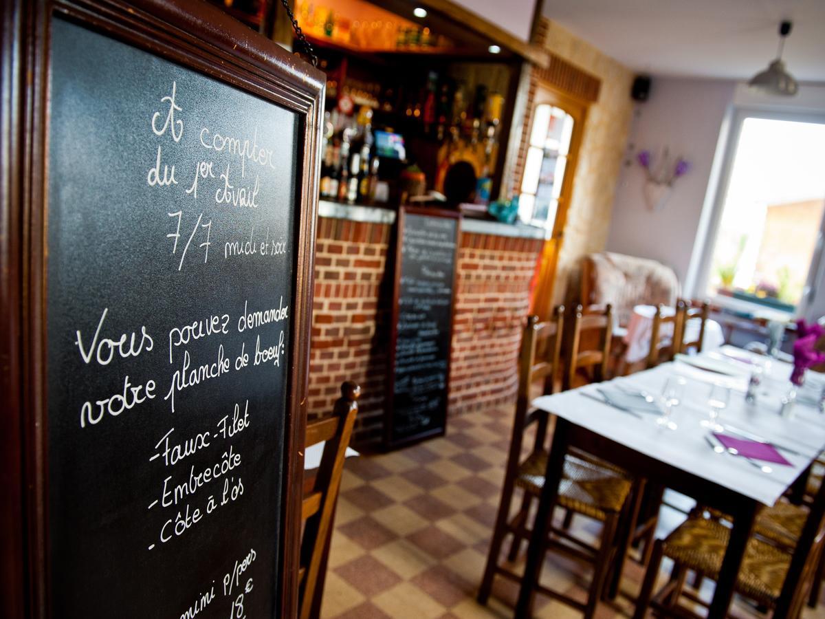 Logis Hotel Restaurant Le Relais Fleuri Vervins Экстерьер фото